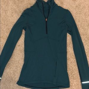 Women’s Lululemon quarter zip